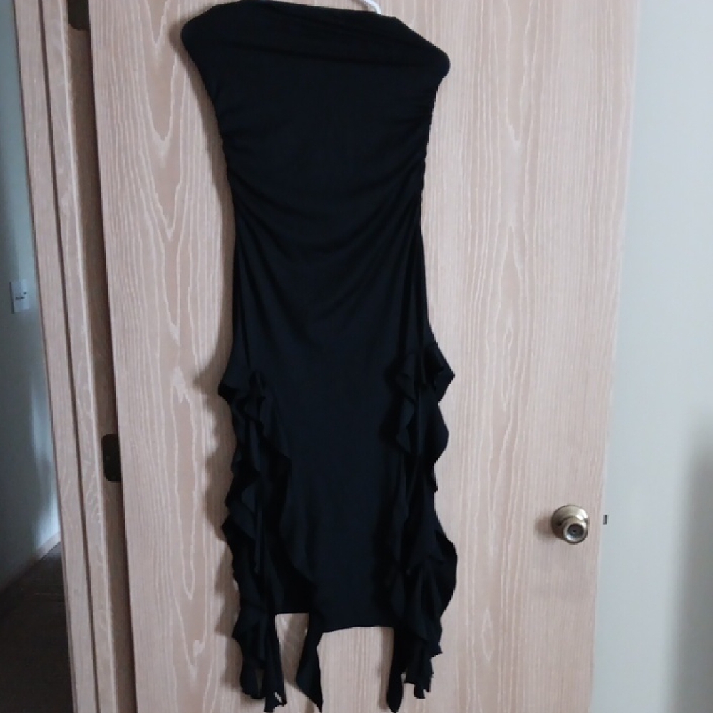 Elegant Black Strapless Dress